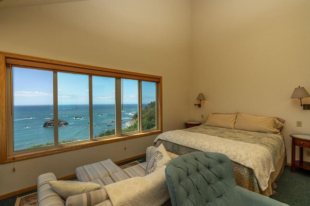 Turtle Rocks Oceanfront Inn ตรินิแดด ภายนอก รูปภาพ